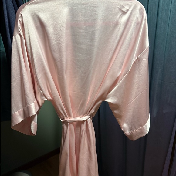 Victoria’s Secret Robe M/L - Picture 2 of 3